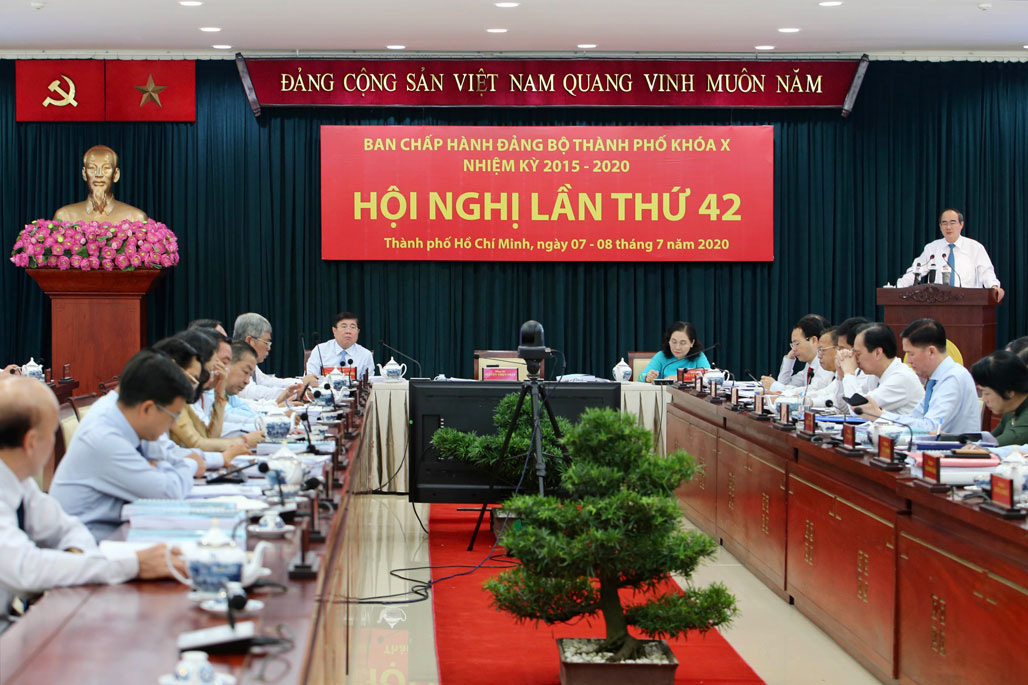Tháo điểm nghẽn để TP HCM phát triển mạnh mẽ