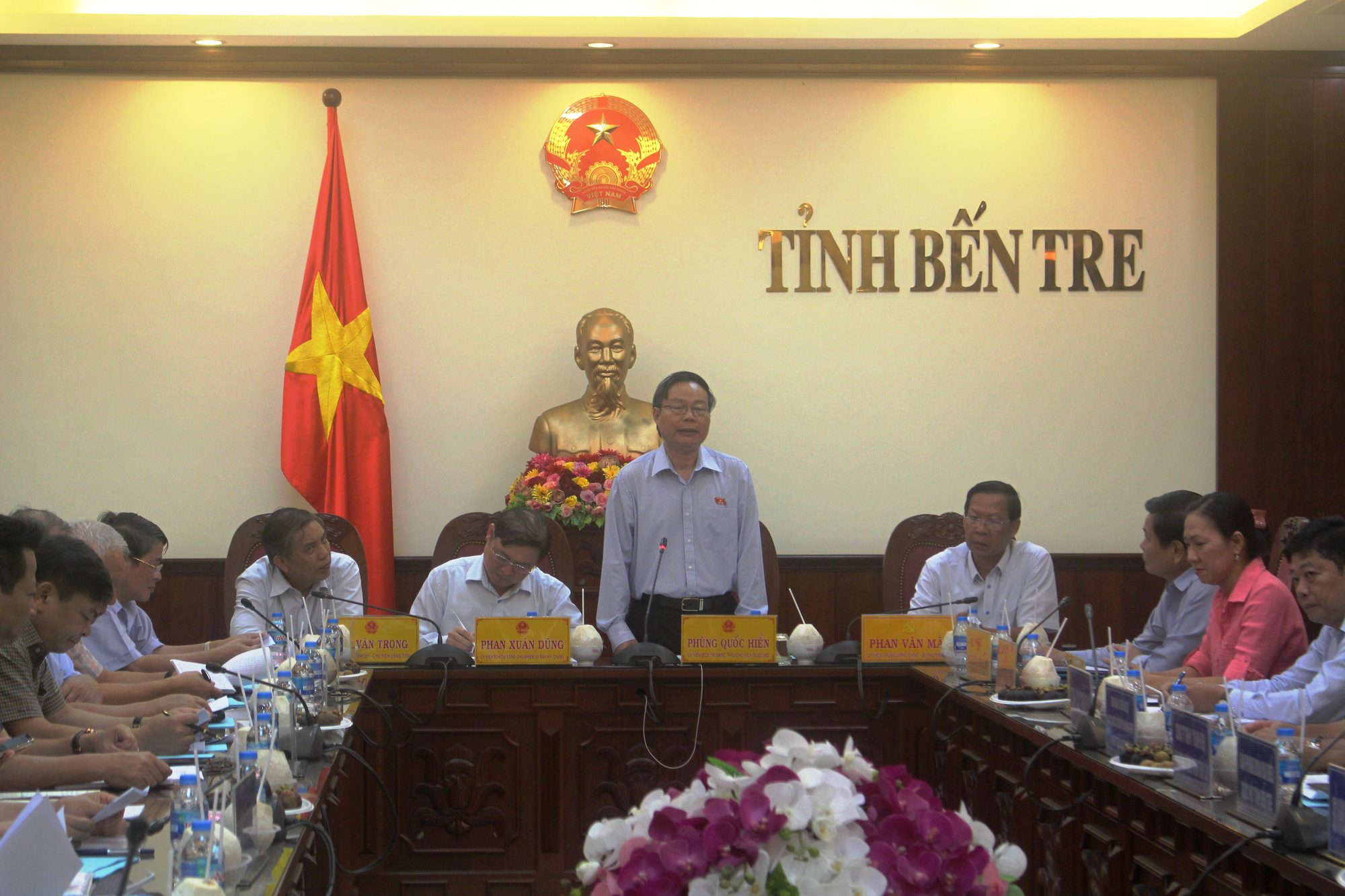 Tỉnh Bến Tre thiệt hại trên 1.660 tỉ đồng do hạn, mặn - Ảnh 1.
