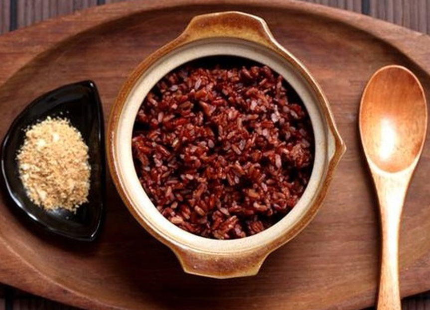 Bé gái 30 tháng tuổi tử vong vì mẹ dùng thực dưỡng chữa ung thư máu