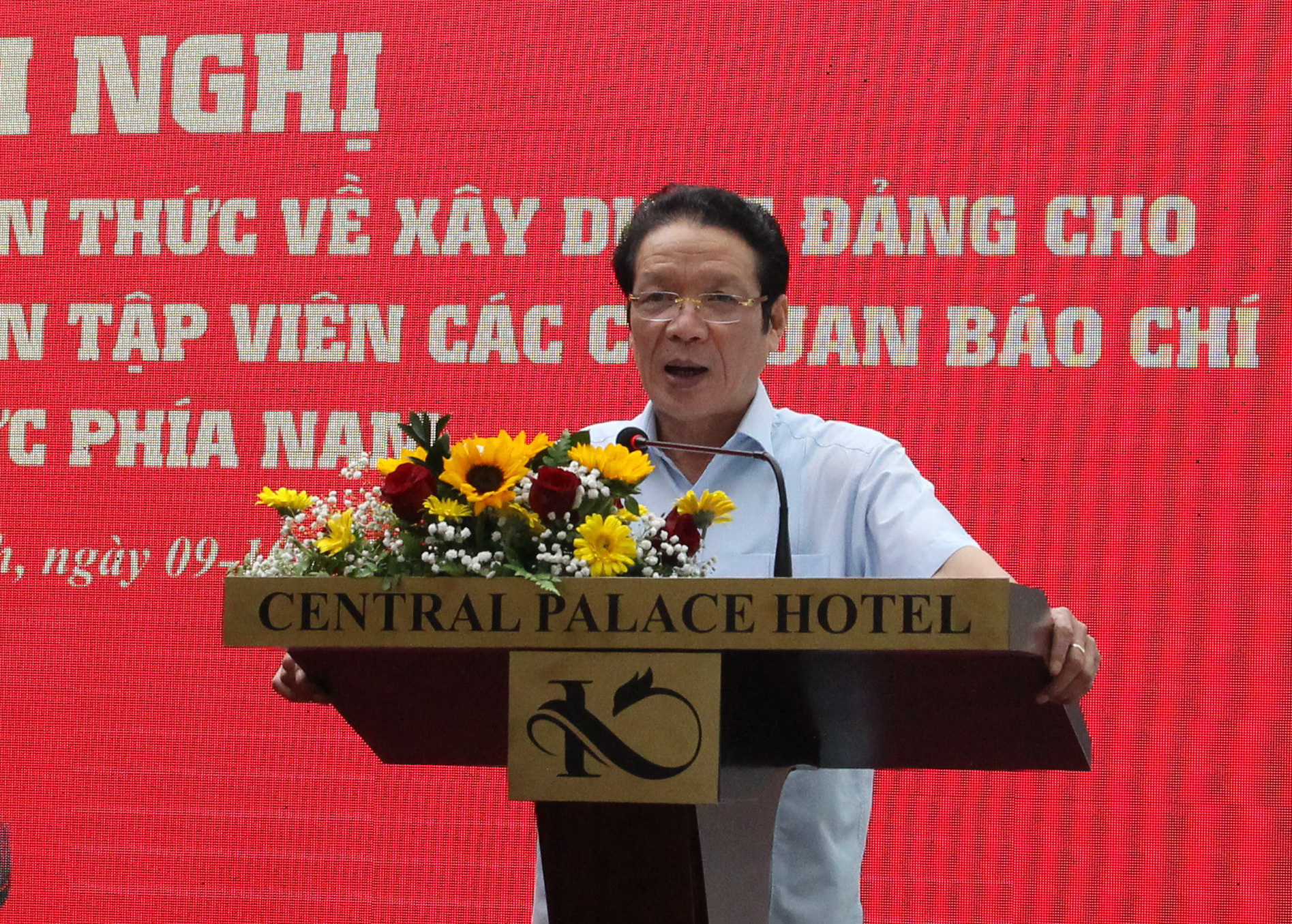 Tập huấn bồi dưỡng kiến thức về xây dựng Đảng cho phóng viên, biên tập viên