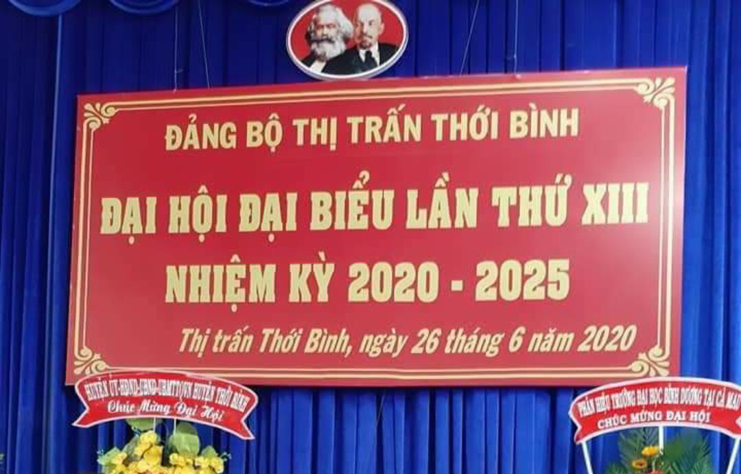 L&atilde;nh đạo x&atilde; phản ứng vụ &ldquo;Đốt nhang lạy độ dốt&rdquo; - Ảnh 1.