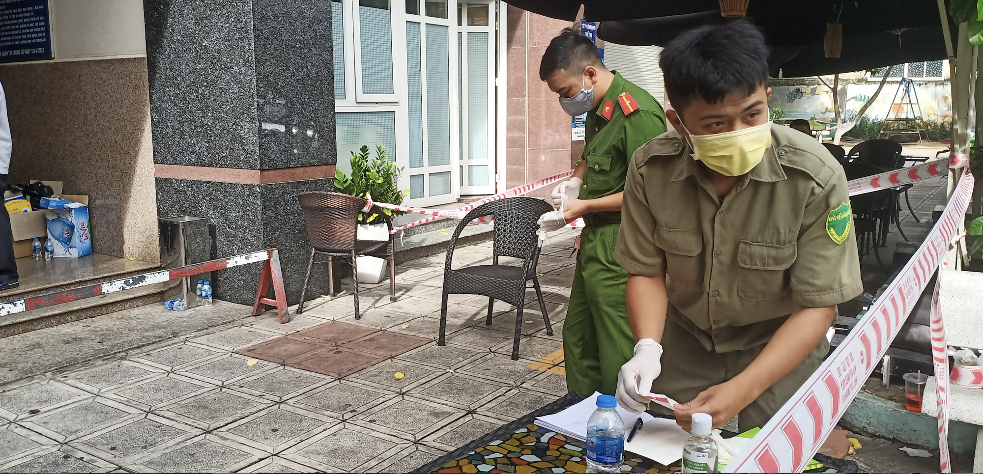 CLIP: Phong tỏa chung cư Th&aacute;i An 2B ở quận 12, TP HCM - Ảnh 7.