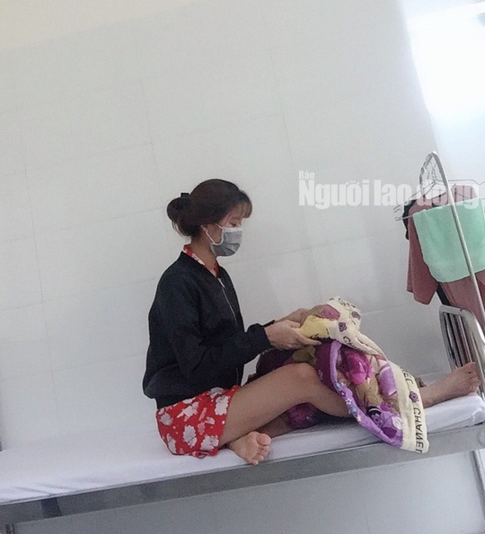 Mẹ của nữ sinh viên mắc Covid-19 ở Đắk Lắk mong mọi người thấu hiểu cho con!