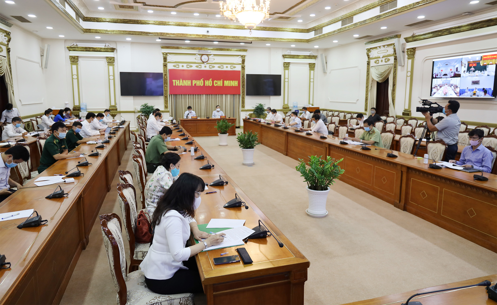 TP HCM: Hơn 800 người bị phạt do không đeo khẩu trang nơi công cộng