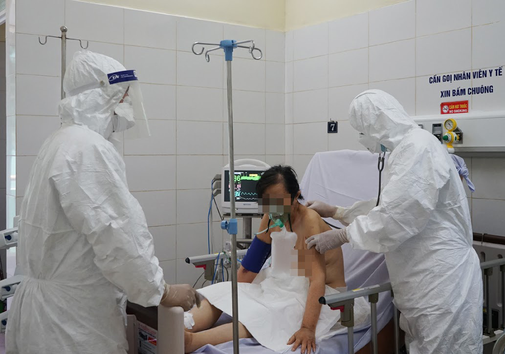 Thêm 16 ca mắc Covid-19 mới, 1 bệnh nhân 37 tuổi ở Quảng Trị tử vong