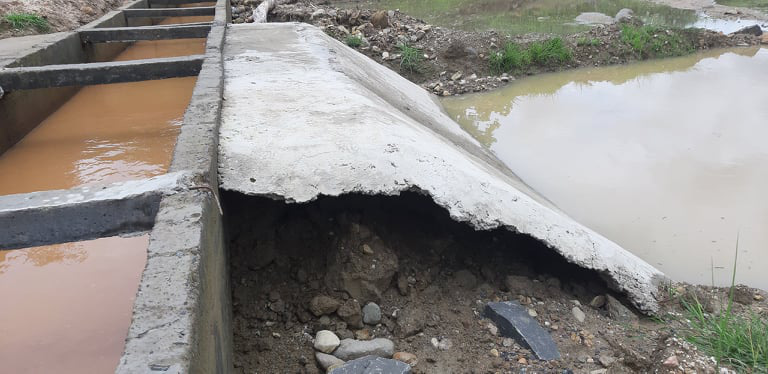 Công trình thủy lợi 119 tỉ chưa nghiệm thu đã tan nát