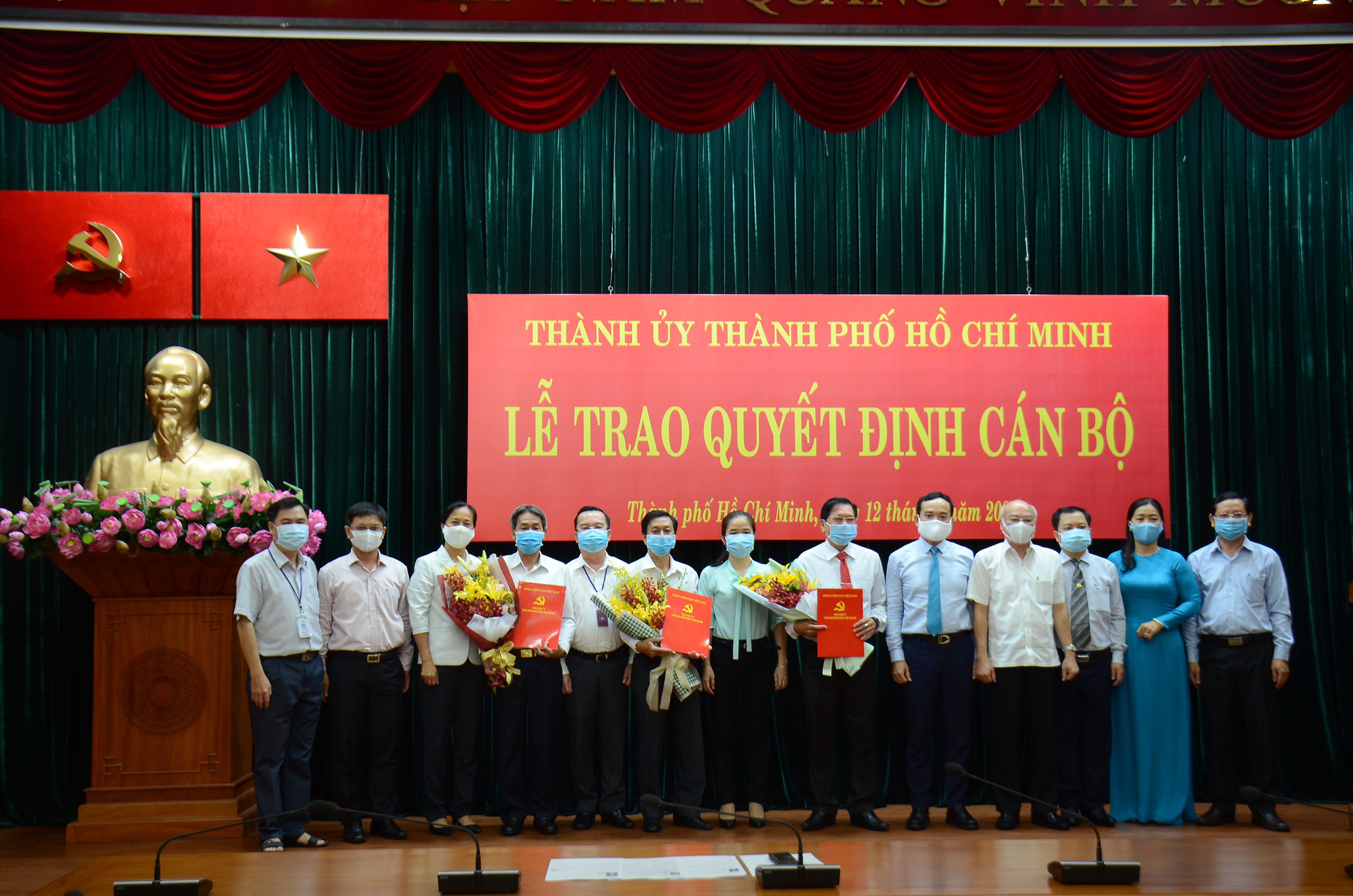 TP HCM điều động nhiều cán bộ cấp quận về Thành ủy