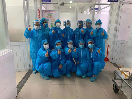 Vì tuyến đầu chống dịch Covid-19: Những người mẹ ở tuyến đầu