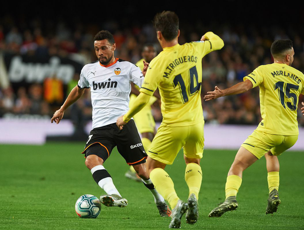 Cạn kiệt t&agrave;i ch&iacute;nh, cựu vương Valencia rao b&aacute;n cả đội b&oacute;ng La Liga - Ảnh 3.