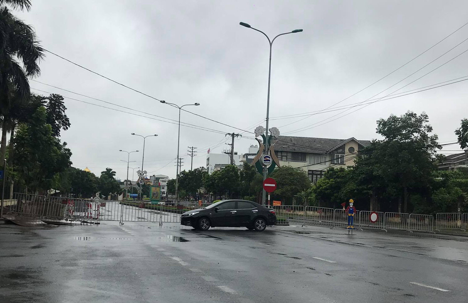 Hải Dương công bố lịch trình đi lại của 3 ca mắc Covid-19 trong cộng đồng, chưa xác định nguồn lây - Ảnh 10.