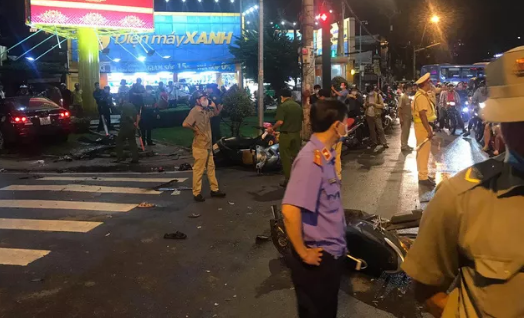 Tin mới nhất về 5 người bị nạn do ô tô tông tại quận Bình Thạnh