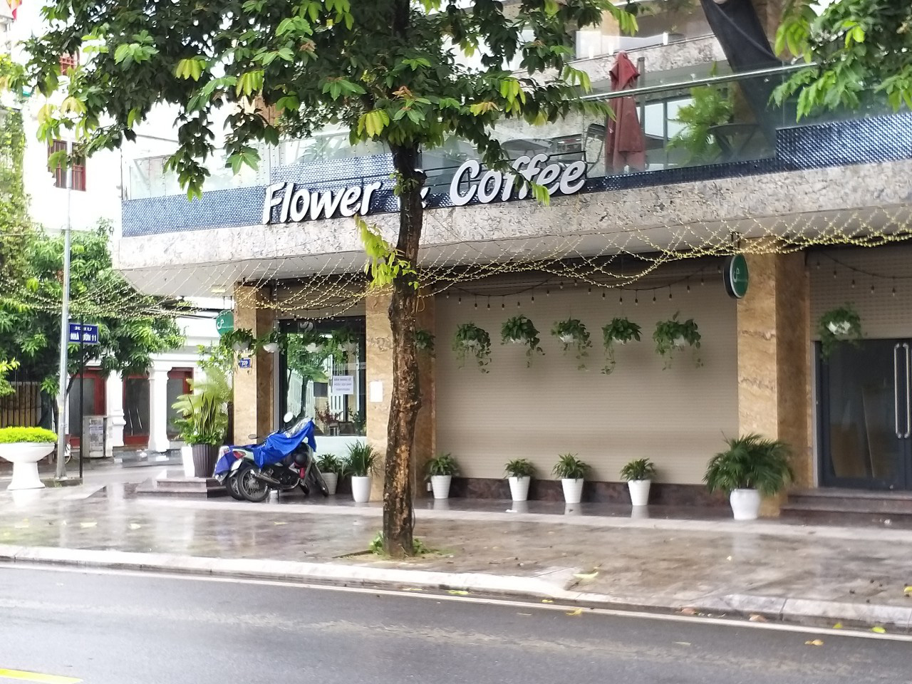Hải Dương: Truy t&igrave;m những người đến nh&agrave; h&agrave;ng Thế giới b&ograve; tươi c&oacute; 3 ca Covid-19 - Ảnh 3.