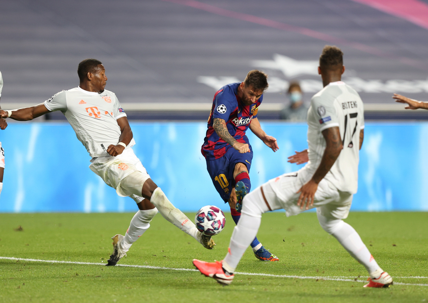 Đ&ecirc;m Lisbon kinh ho&agrave;ng, Barcelona đại bại 2-8 trước Bayern Munich - Ảnh 1.