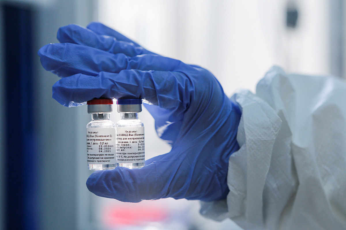 Tổng thống Trump n&oacute;i về vaccine của Nga giữa ho&agrave;i nghi của chuy&ecirc;n gia - Ảnh 2.