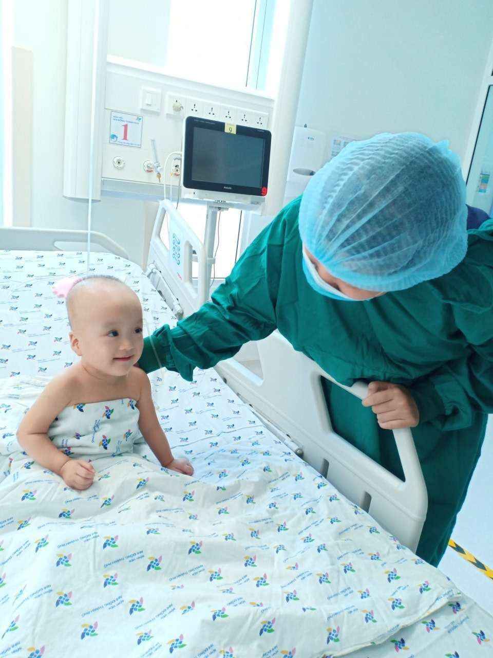 Tr&uacute;c Nhi- Diệu Nhi: Một ca mổ, hai cuộc đời - Ảnh 2.
