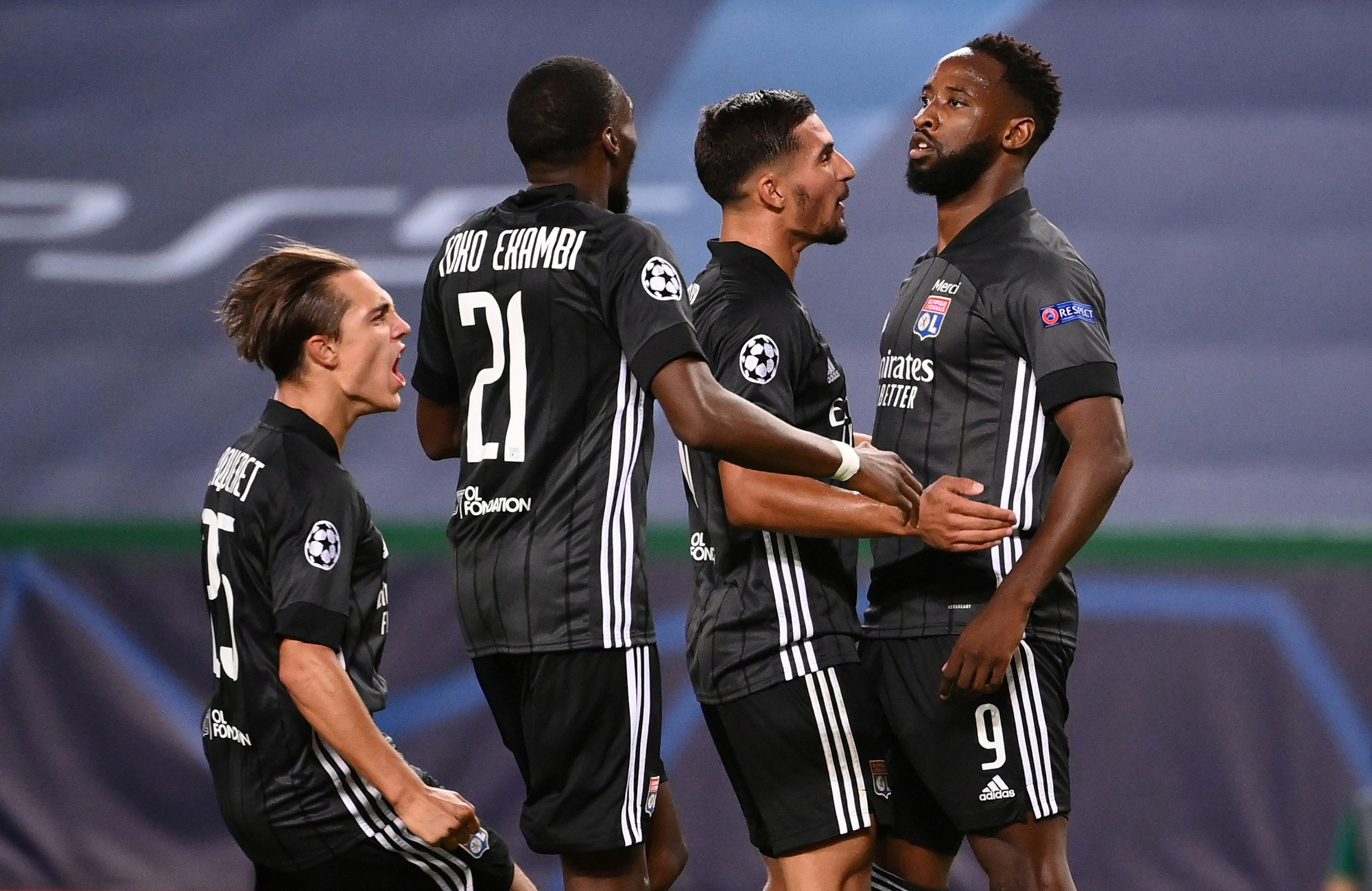 Đại địa chấn Champions League, Lyon quật ng&atilde; đại gia Man City - Ảnh 6.
