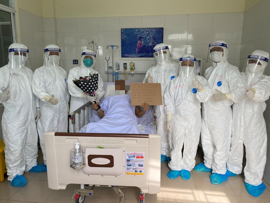 Một bệnh nhân Covid-19 nặng "không thua ca 91" được chữa trị khỏi bệnh ở Đà Nẵng