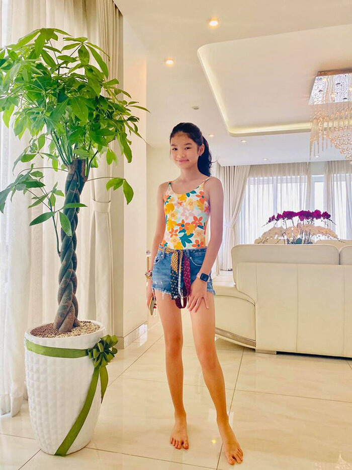 Con g&aacute;i Trương Ngọc &Aacute;nh sẽ đi thi hoa hậu? - Ảnh 3.