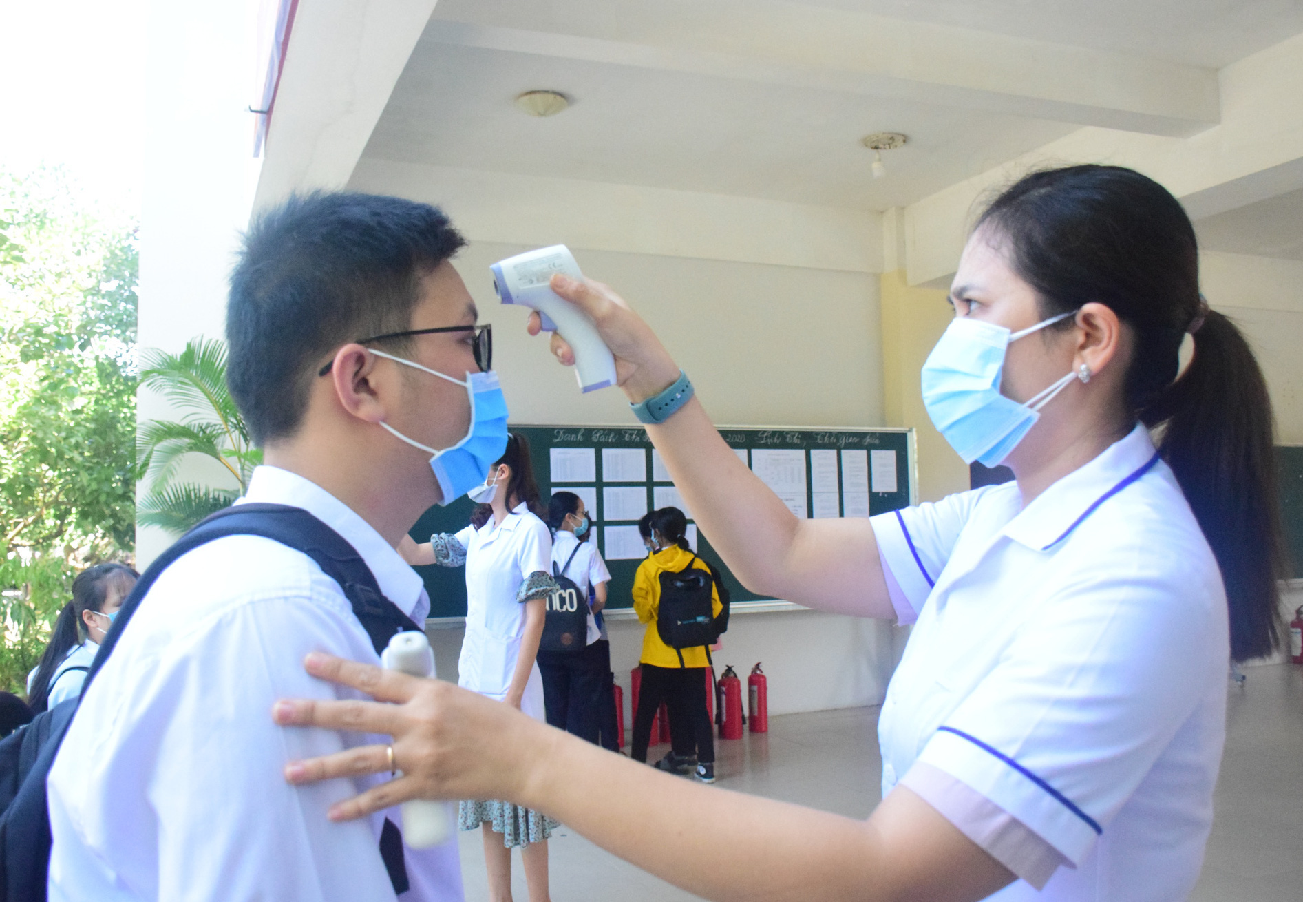 Học sinh Quảng Nam đi học trở lại, công an điều tra văn bản giả mạo