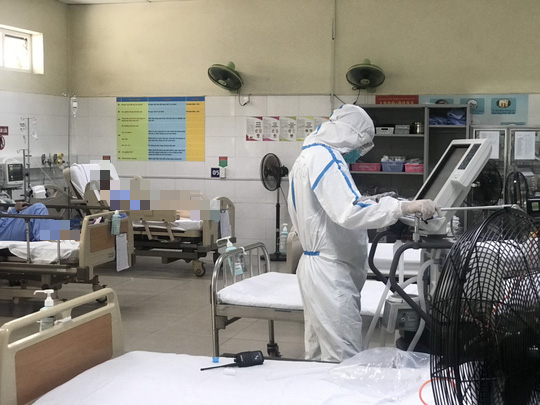 5 người c&aacute;ch ly c&ugrave;ng ph&ograve;ng ở Đ&agrave; Nẵng mắc Covid-19 - Ảnh 1.