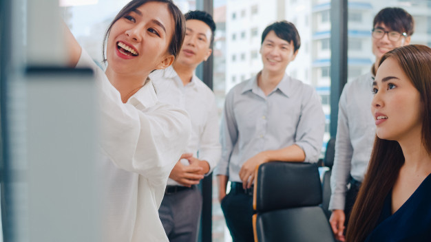 Chồng bỗng nhiên điệu đà, đi sớm về trễ, vợ ghen… dự phòng - Ảnh 1.