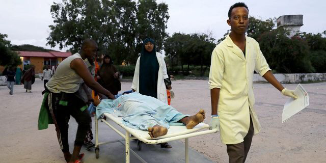 Somalia: Gặp họa s&aacute;t th&acirc;n khi đang d&ugrave;ng bữa ở kh&aacute;ch sạn hạng sang - Ảnh 4.