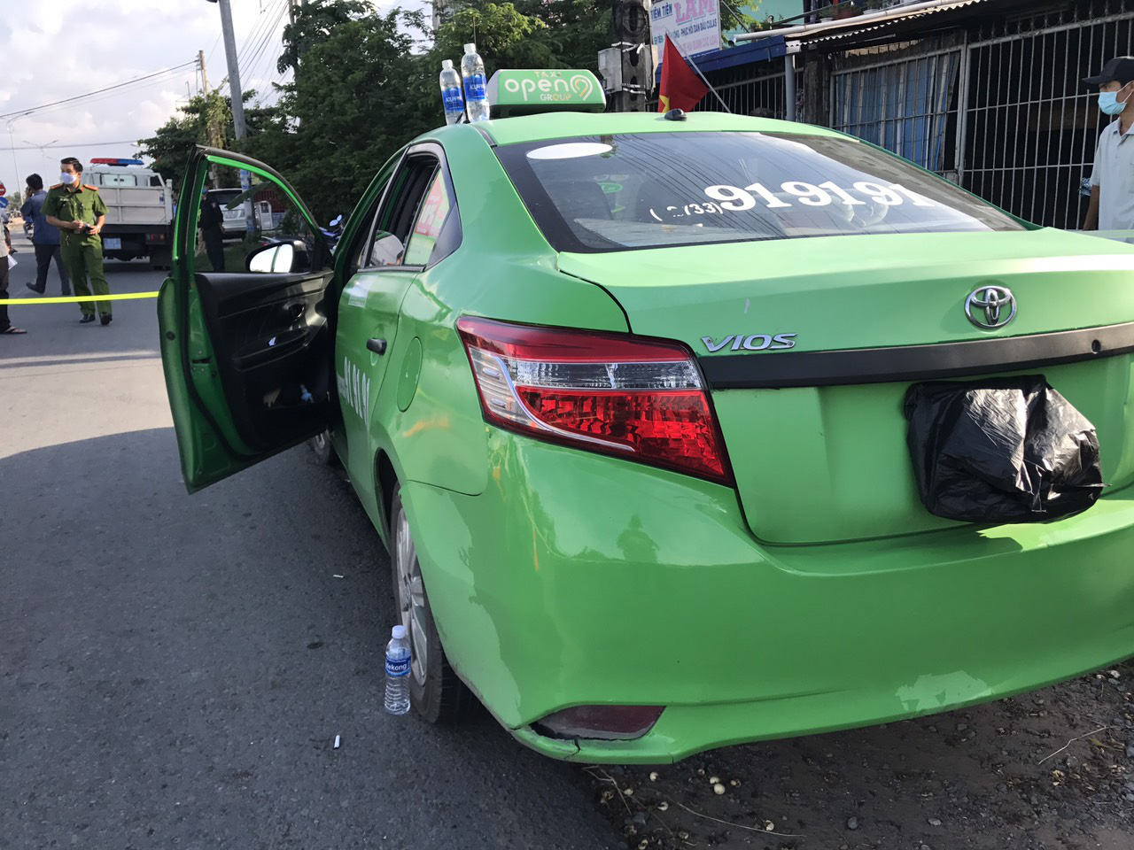 Gã đàn ông mượn taxi chở nhiều thuốc lắc và ma túy từ TP HCM về Tiền Giang