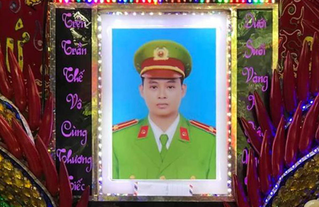 Ngã xuống ở tuổi 30