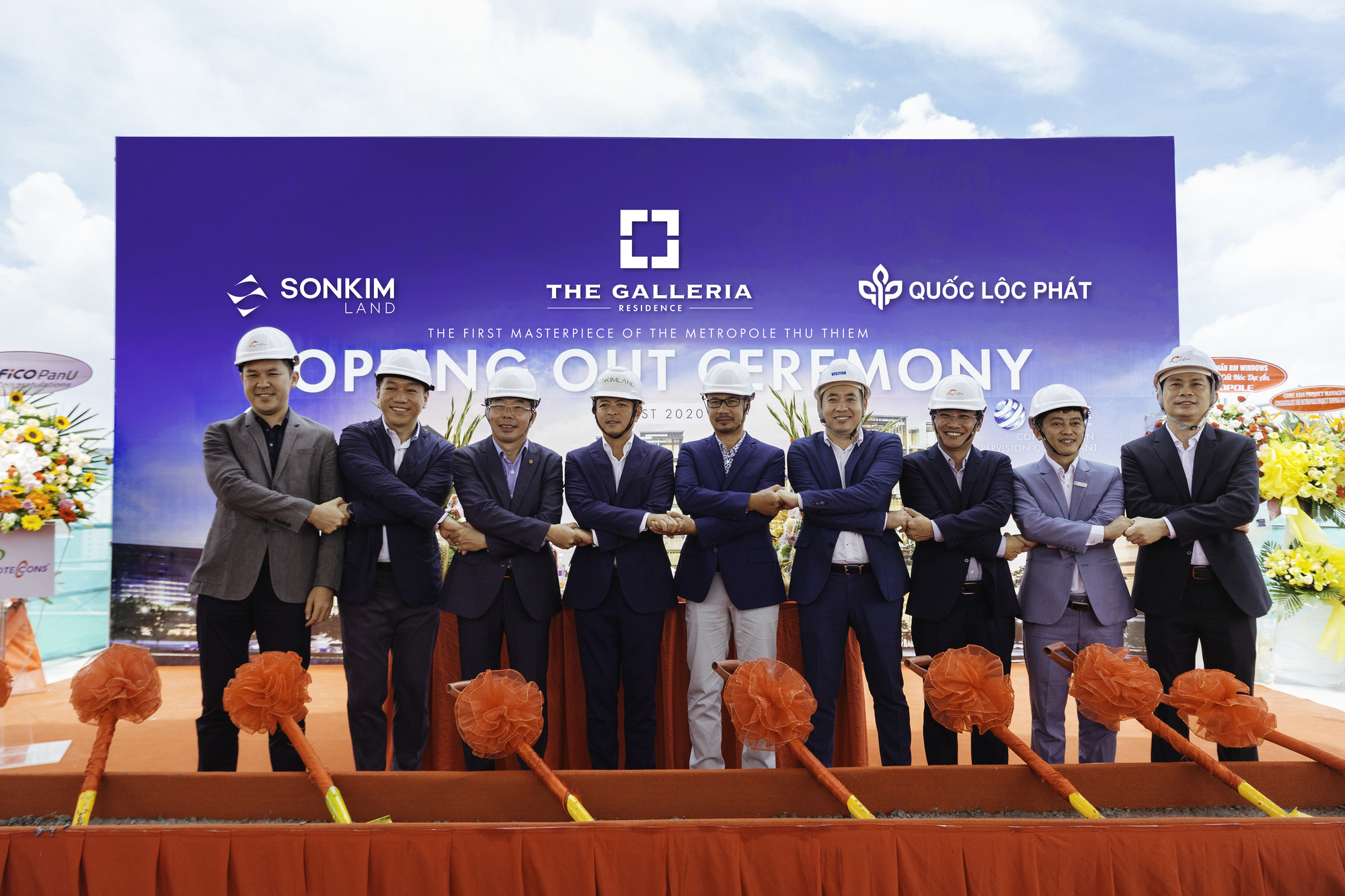 SonKim Land tổ chức lễ cất nóc dự án The Galleria Residence - Ảnh 2.