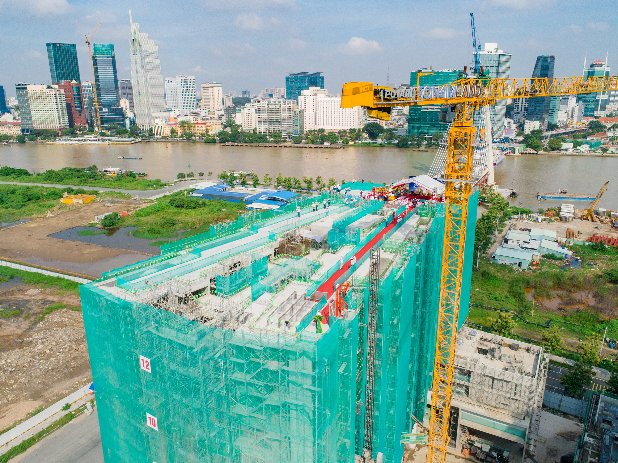 SonKim Land tổ chức lễ cất nóc dự án The Galleria Residence - Ảnh 4.