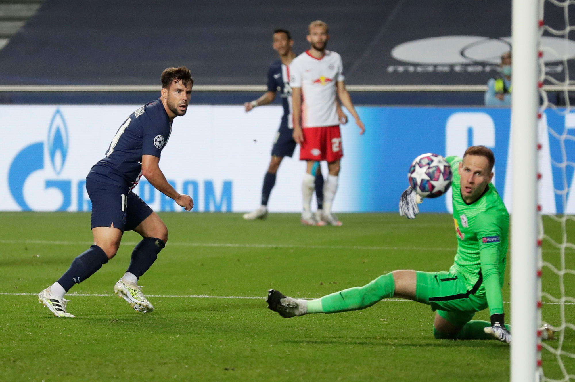 Bắn hạ bò đỏ RB Leipzig, PSG đoạt vé dự chung kết Champions League - Ảnh 7.