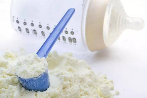 Hồng Kông phát hiện 9 loại sữa bột trẻ em có chứa chất gây ung thư