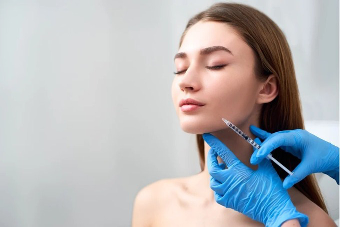V&igrave; sao phụ nữ Mỹ đua nhau đi h&uacute;t mỡ? - Ảnh 1.