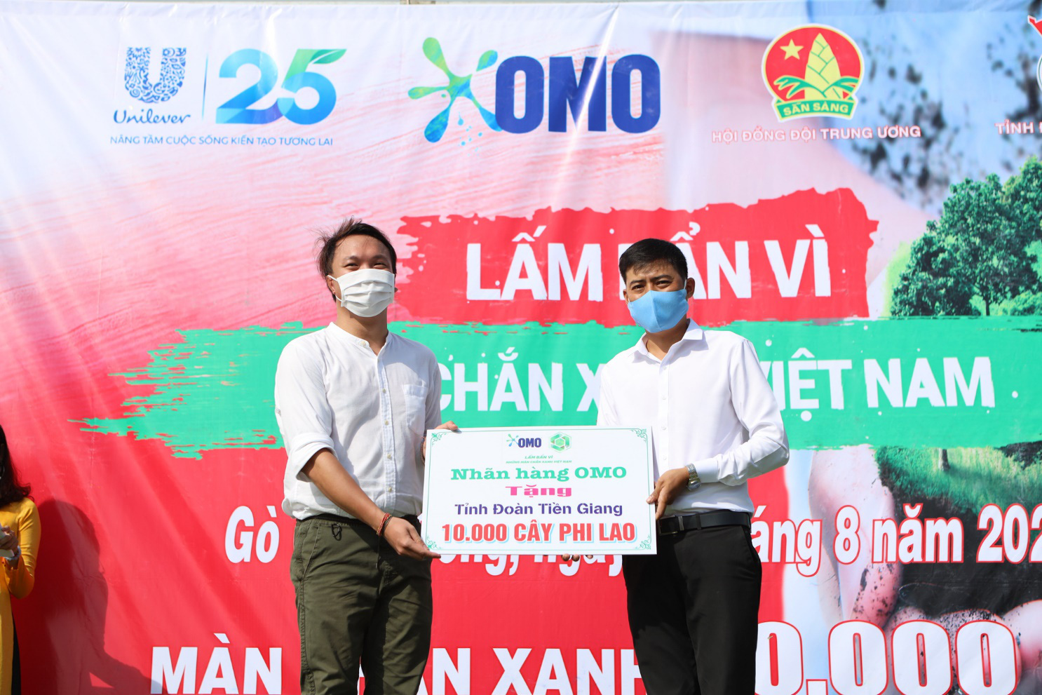 Trồng rừng tạo m&agrave;n chắn xanh tại Tiền Giang, Tr&agrave; Vinh, Thanh H&oacute;a - Ảnh 1.