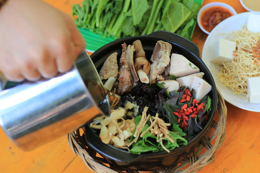Dê và các món từ thịt dê được yêu thích ở TP HCM - Ảnh 4.
