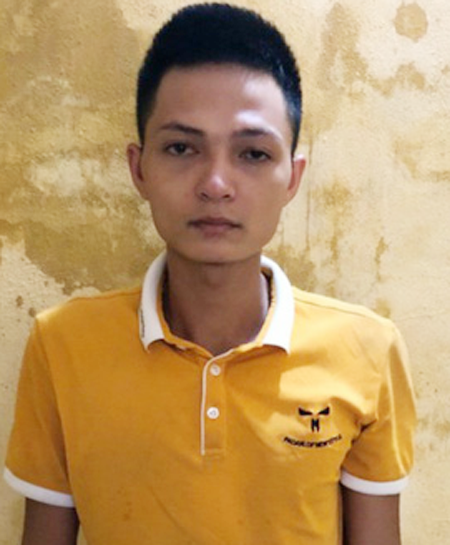 Vụ c&ocirc; g&aacute;i trẻ bị bắt quỳ xin lỗi: Bắt th&ecirc;m nh&acirc;n vi&ecirc;n nh&agrave; h&agrave;ng - Ảnh 1.
