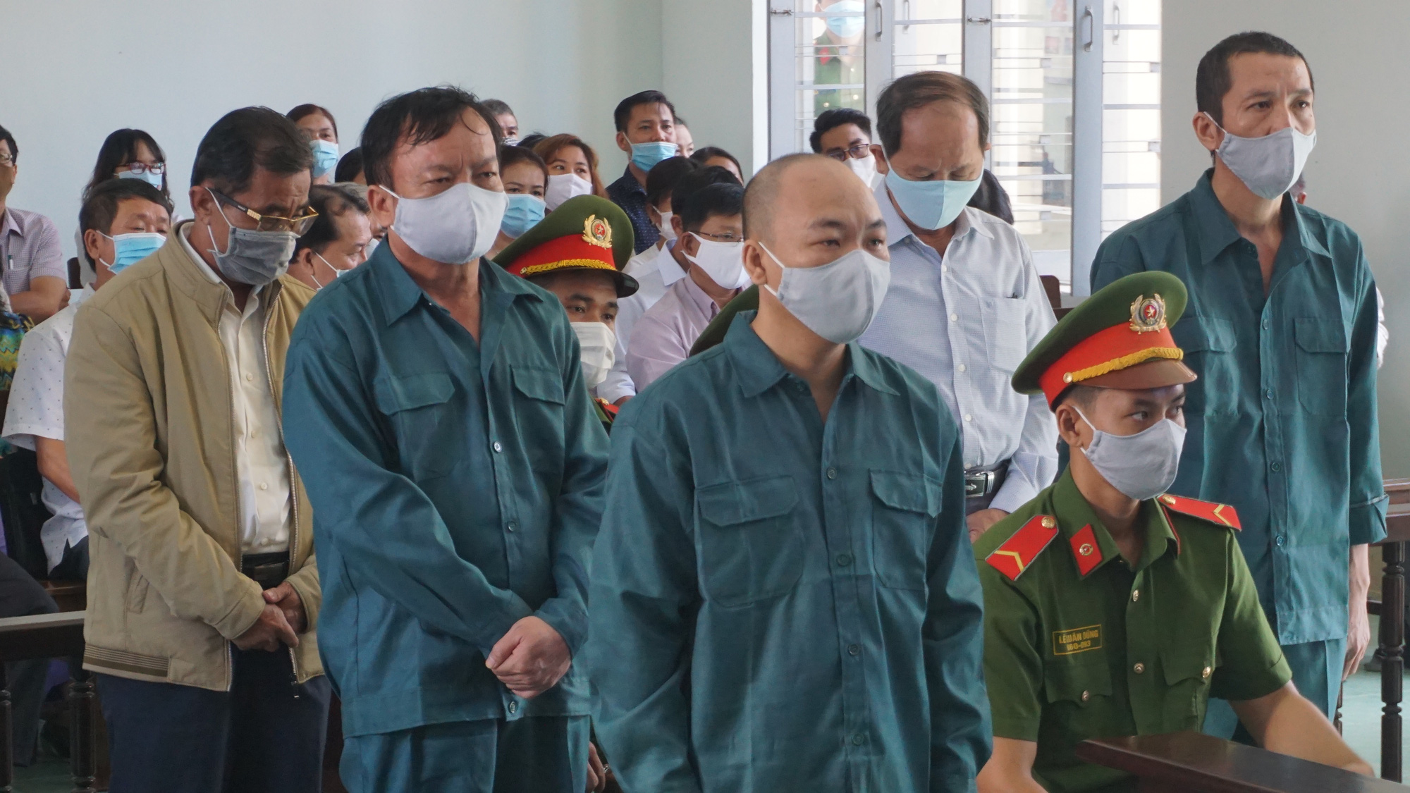 Tuy&ecirc;n &aacute;n l&atilde;nh đạo Phan Thiết sai phạm đất đai - Ảnh 3.