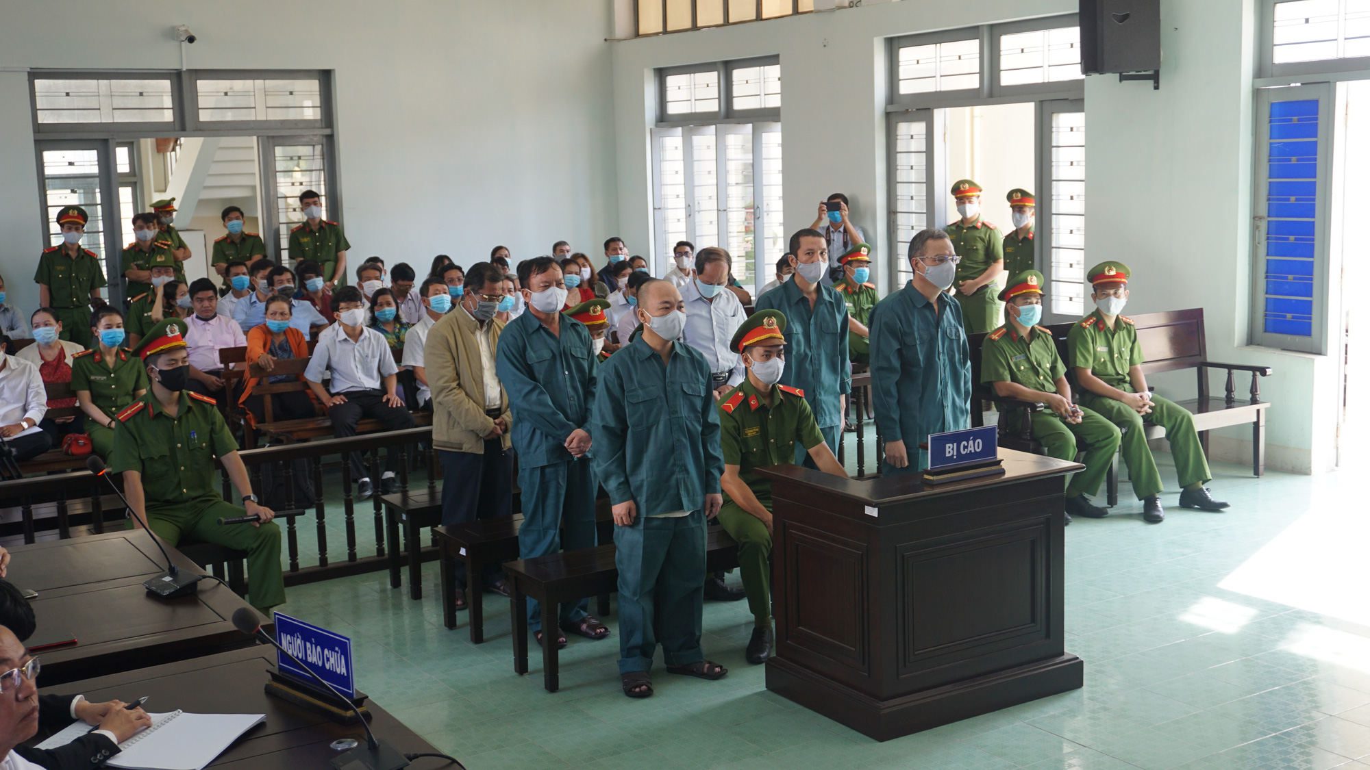 Tuy&ecirc;n &aacute;n l&atilde;nh đạo Phan Thiết sai phạm đất đai - Ảnh 1.