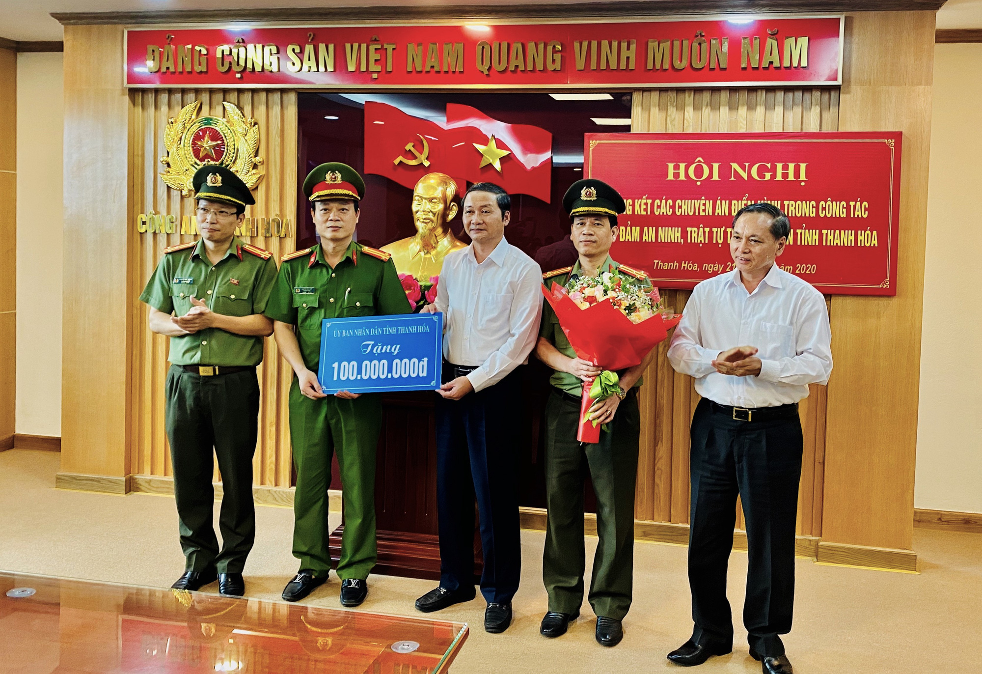 Phá nhiều vụ án phức tạp, Công an tỉnh Thanh Hóa được trao thưởng 100 triệu đồng