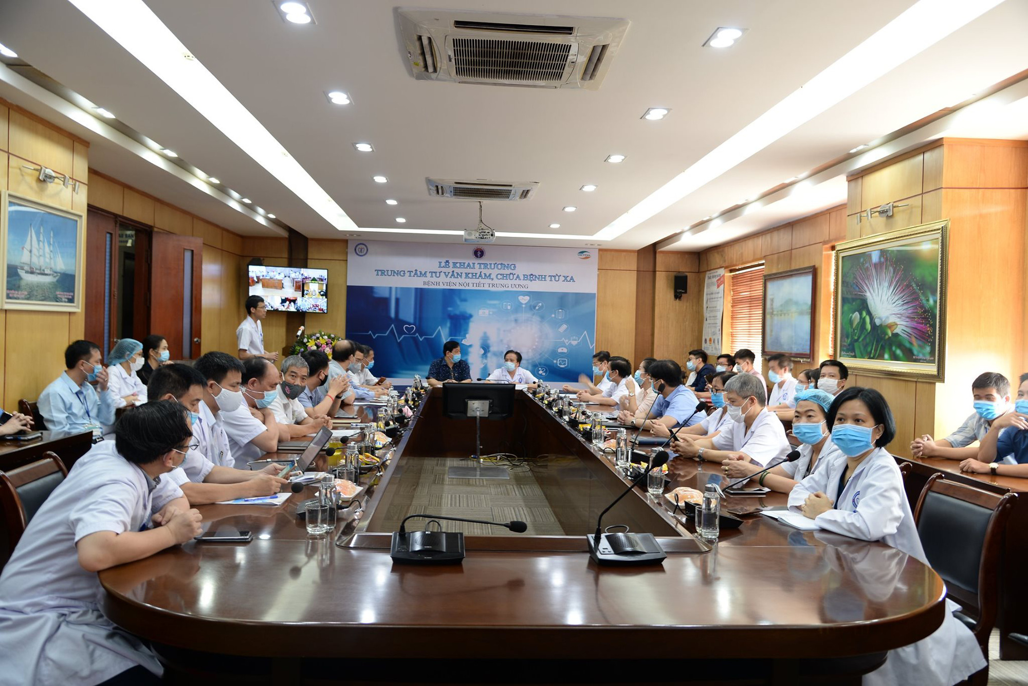 Bệnh viện Nội tiết Trung ương thực hiện khám chữa bệnh từ xa