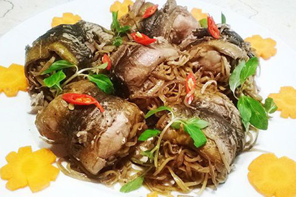 Lươn đồng om củ chuối