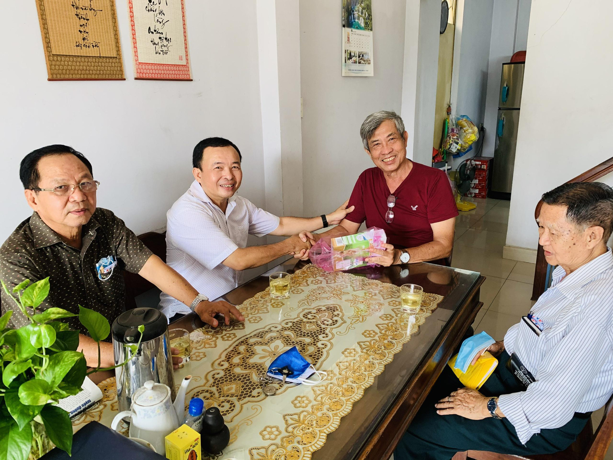 T&ocirc;n vinh những đ&oacute;ng g&oacute;p của đội ngũ c&aacute;n bộ C&ocirc;ng đo&agrave;n - Ảnh 3.