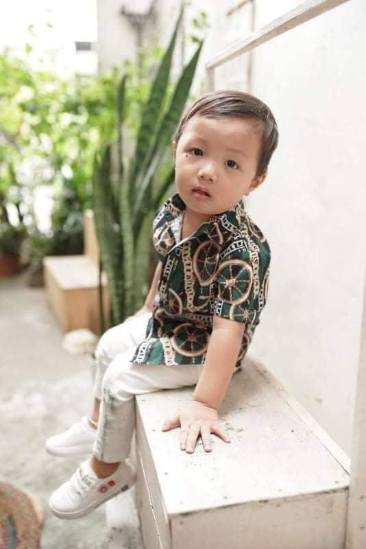 B&eacute; trai hơn 2 tuổi mất t&iacute;ch b&iacute; ẩn ở c&ocirc;ng vi&ecirc;n - Ảnh 1.