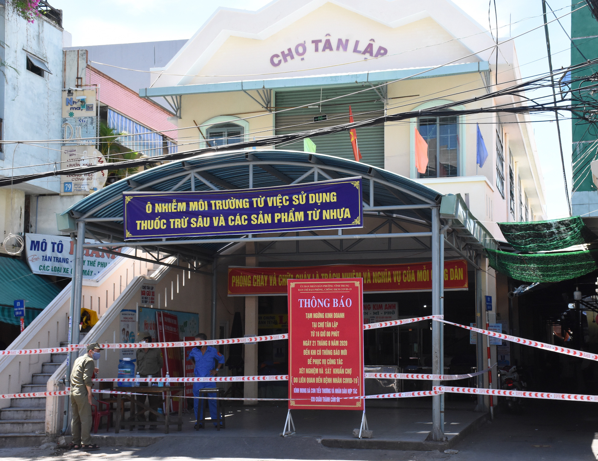 Lịch tr&igrave;nh 3 tiểu thương v&agrave; 1 nh&acirc;n vi&ecirc;n quản l&yacute; chợ ở Đ&agrave; Nẵng mắc Covid-19 - Ảnh 1.