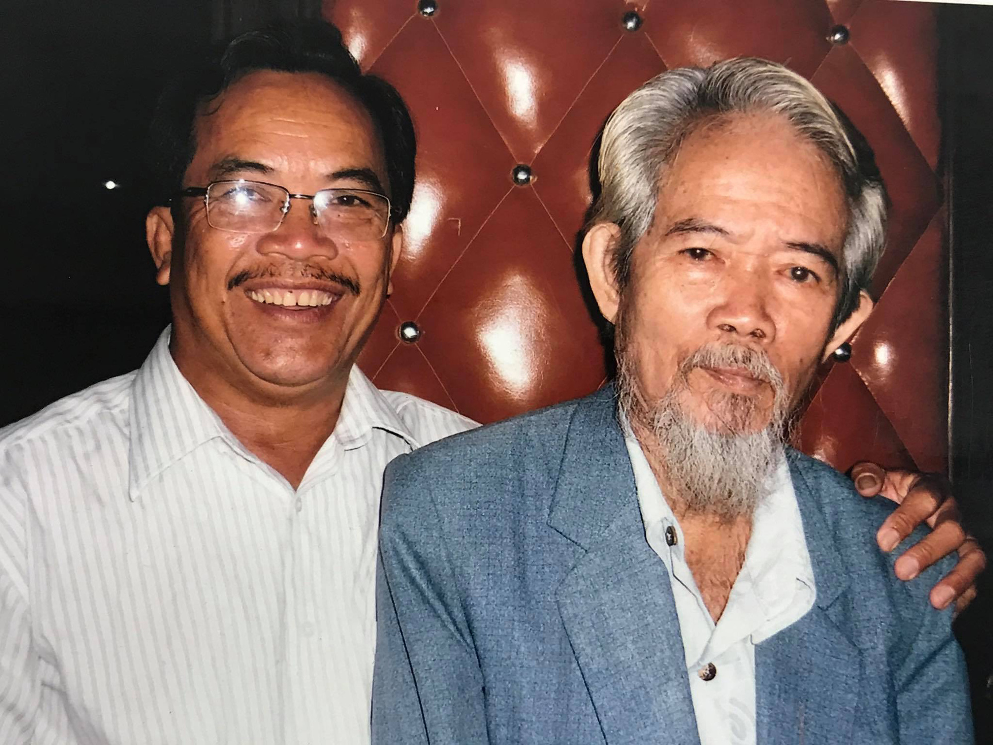 Mất một ch&acirc;n v&igrave; tai nạn, nghệ sĩ Kiều Mỹ Dung triển l&atilde;m ảnh Qu&aacute; khứ ki&ecirc;u h&ugrave;ng - Ảnh 12.