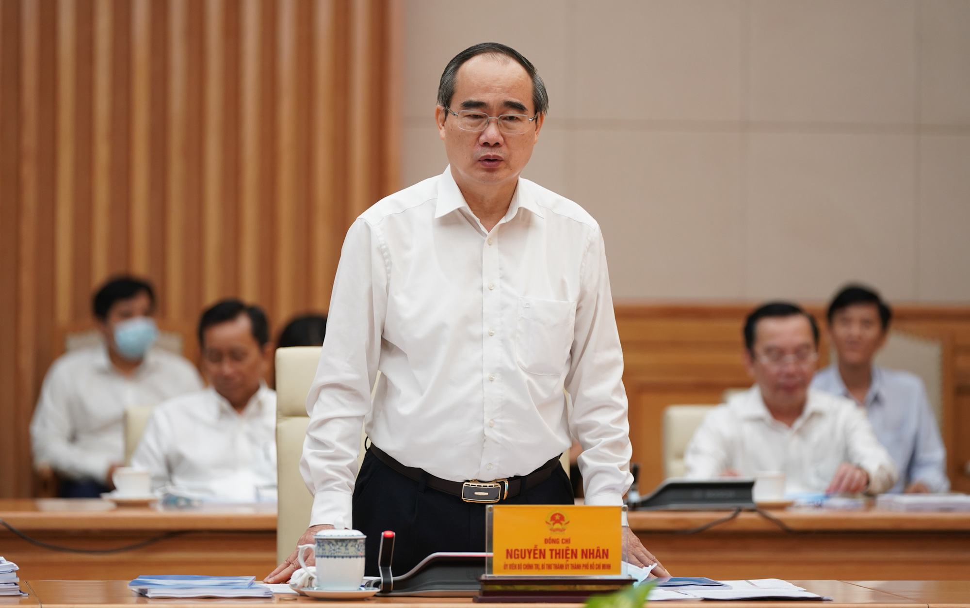 Thủ tướng chủ tr&igrave; cuộc l&agrave;m việc với Ban Thường vụ Th&agrave;nh ủy TP HCM - Ảnh 4.