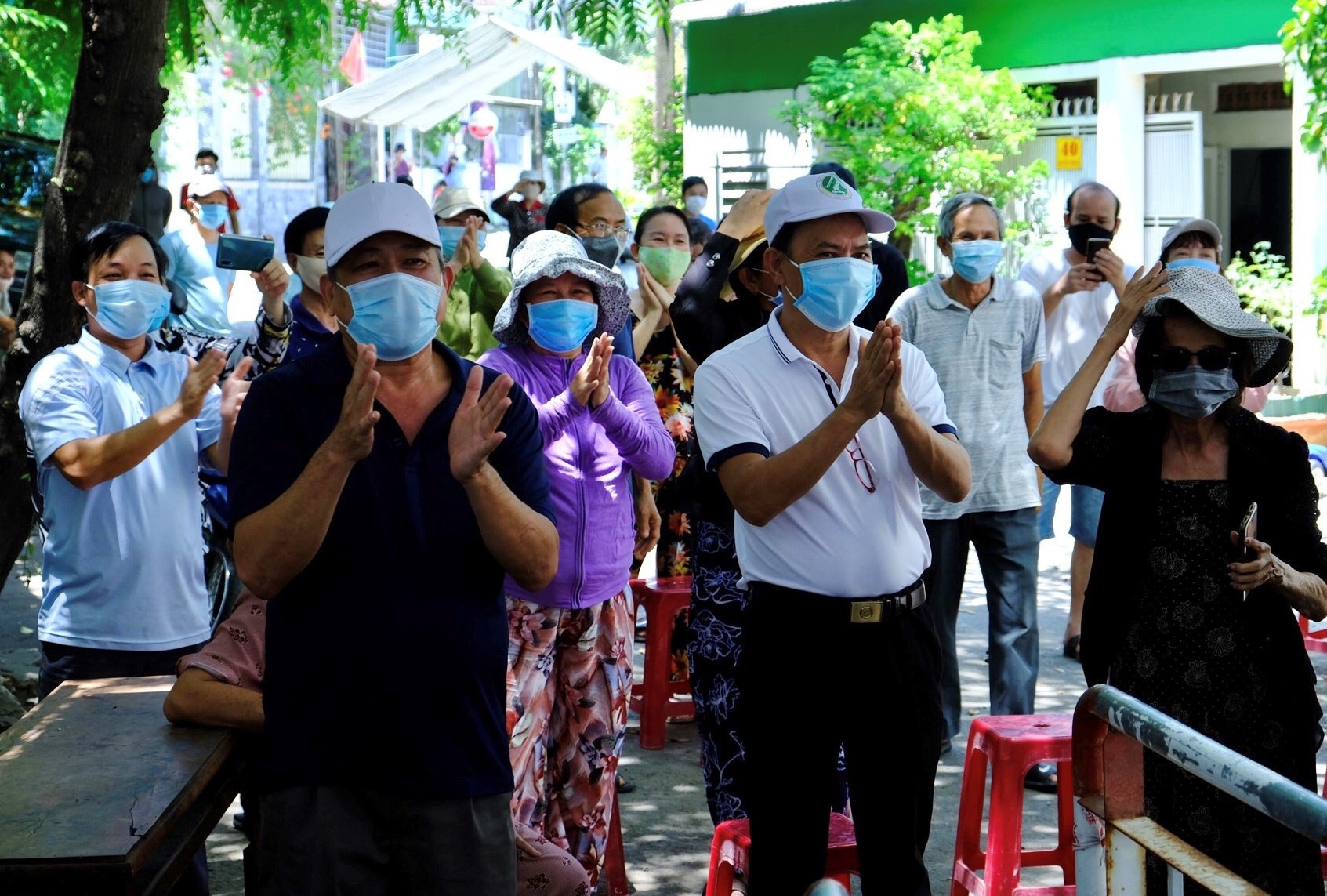 Quảng Ngãi cho phép mở lại dịch vụ ăn uống, cà phê…