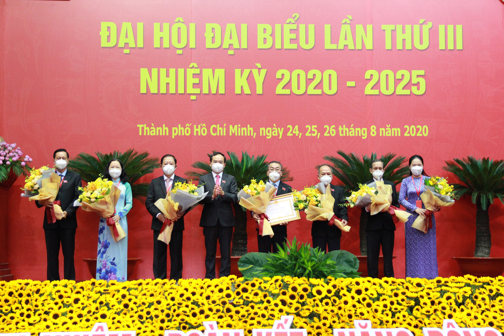 L&atilde;nh đạo thực hiện nhiệm vụ ch&iacute;nh trị gắn s&aacute;t nhiệm vụ ph&aacute;t triển kinh tế- x&atilde; hội - Ảnh 3.