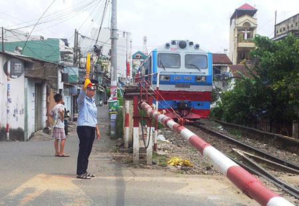 TP HCM: Sẽ xử nghiêm các vi phạm liên quan đường sắt