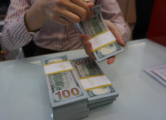 D&ograve;ng tiền đầu tư trước ng&atilde; rẽ an to&agrave;n hay mạo hiểm - Ảnh 1.